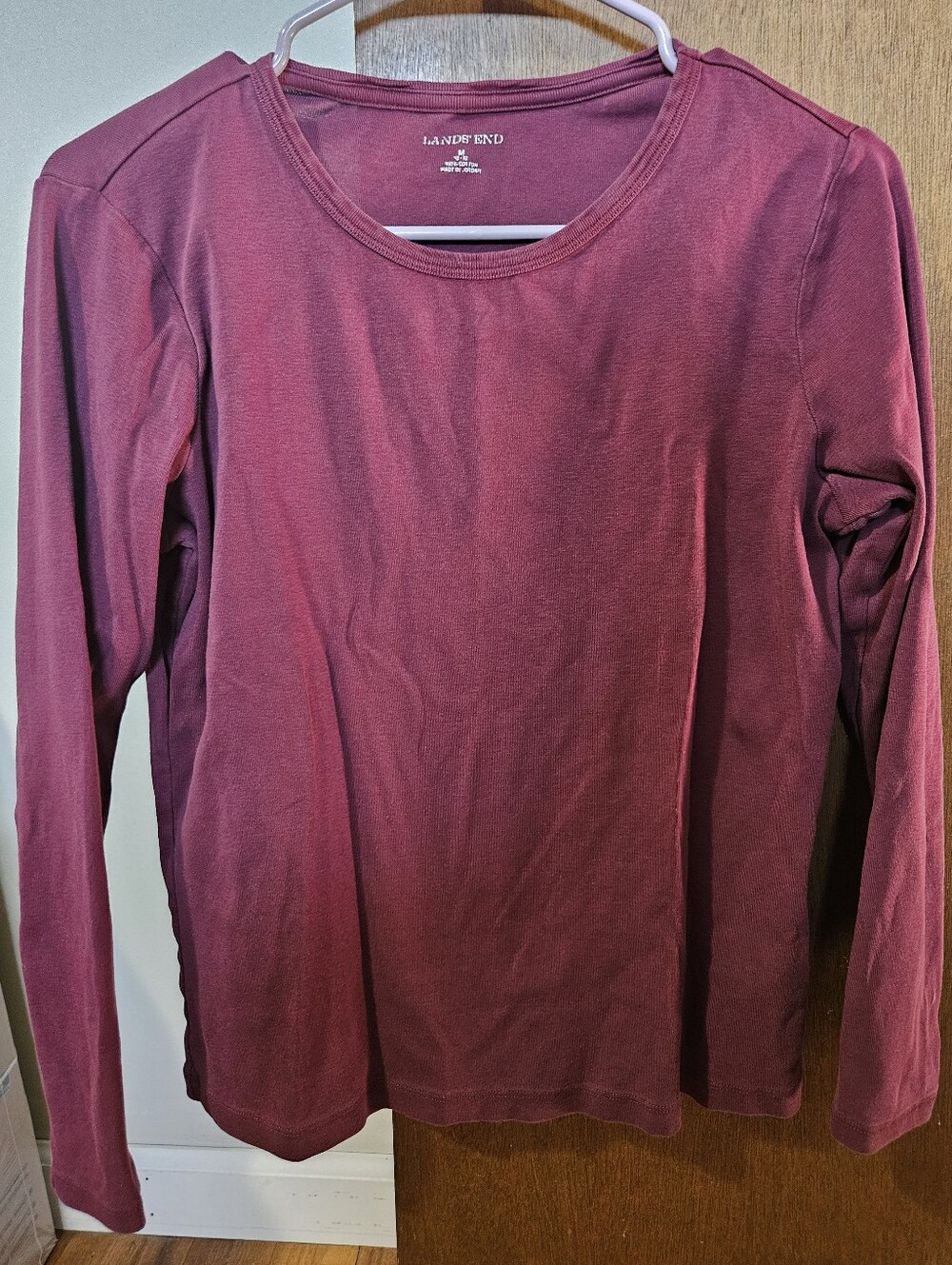 Lands' End Long Sleeve T-Shirt in Burgundy Maroon Size M 100% Cotton